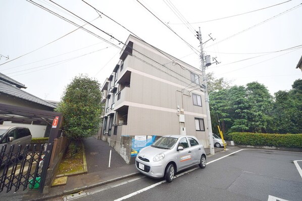 メゾンドベールの物件外観写真